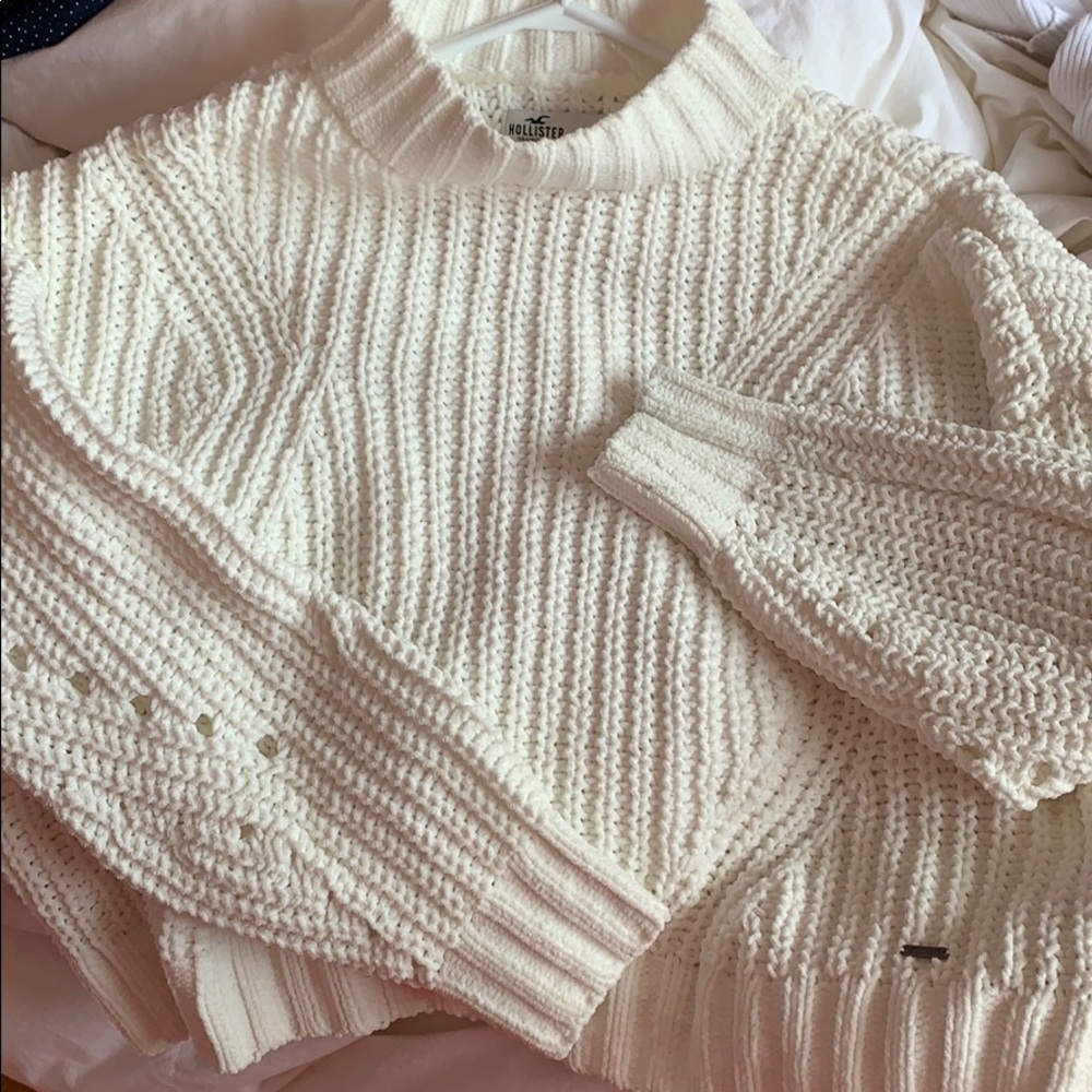 hollister sweater